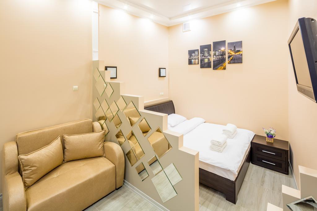 Avangard Studio Apartment Lviv Extérieur photo